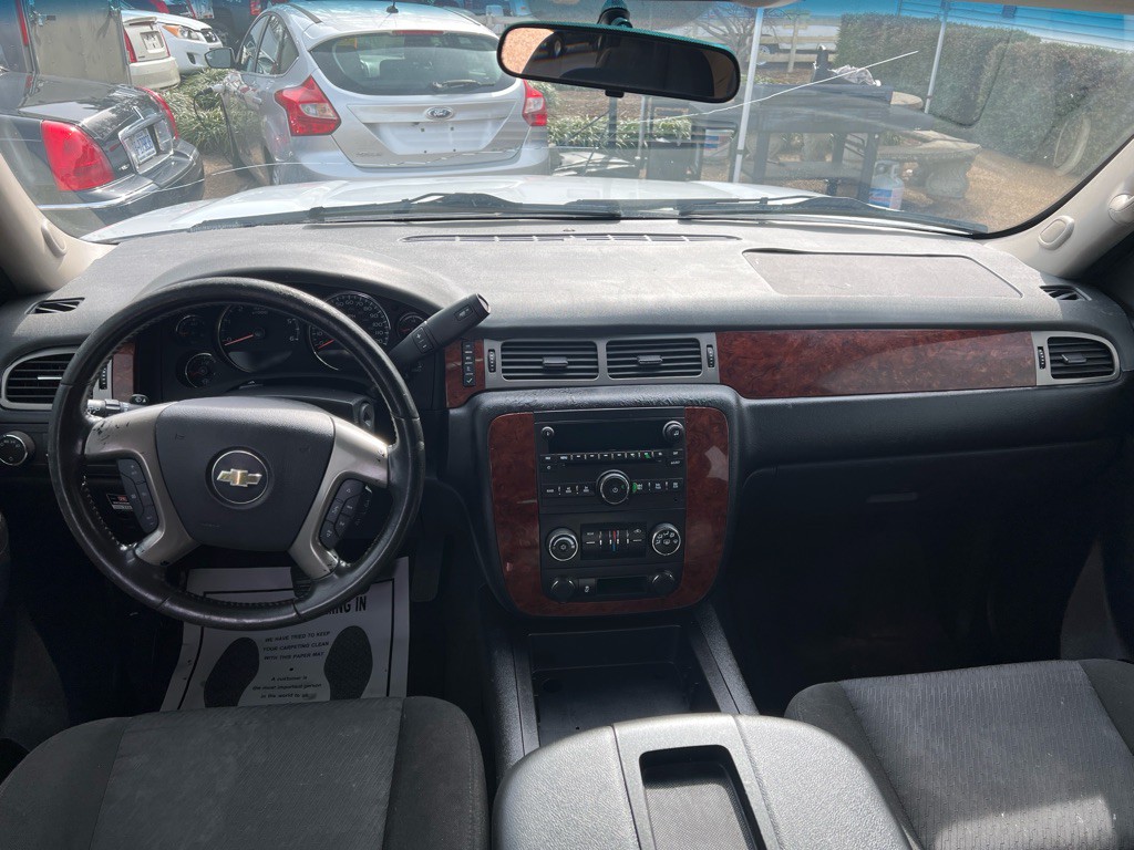 2013 Chevrolet Tahoe Image 16