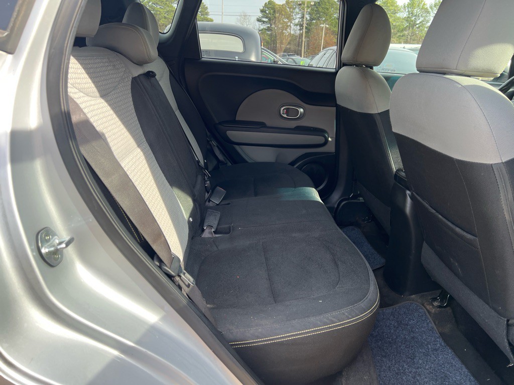 2015 Kia Soul Image 19
