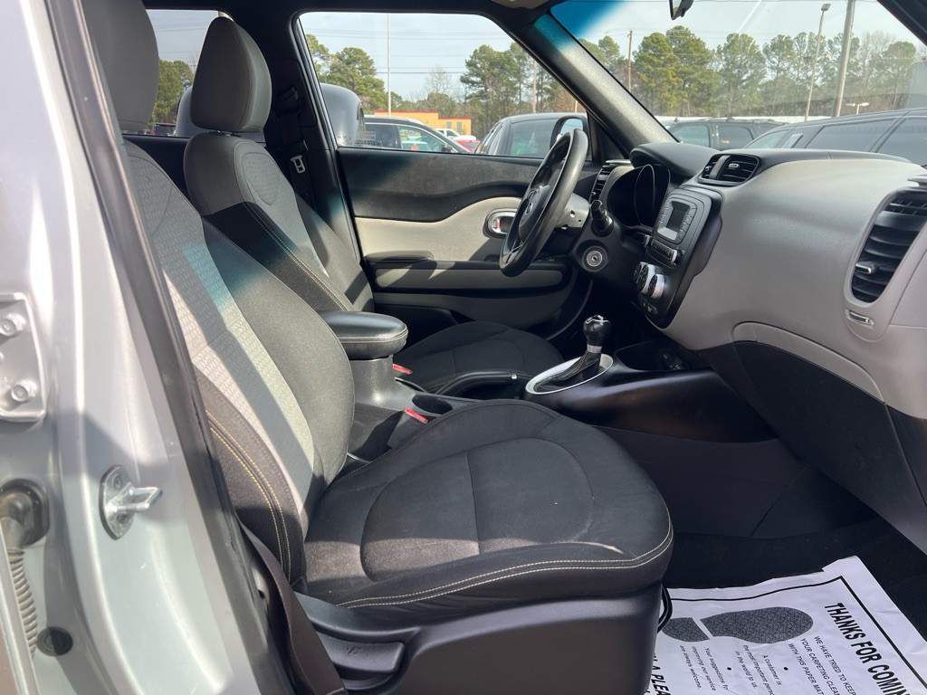2015 Kia Soul Image 21