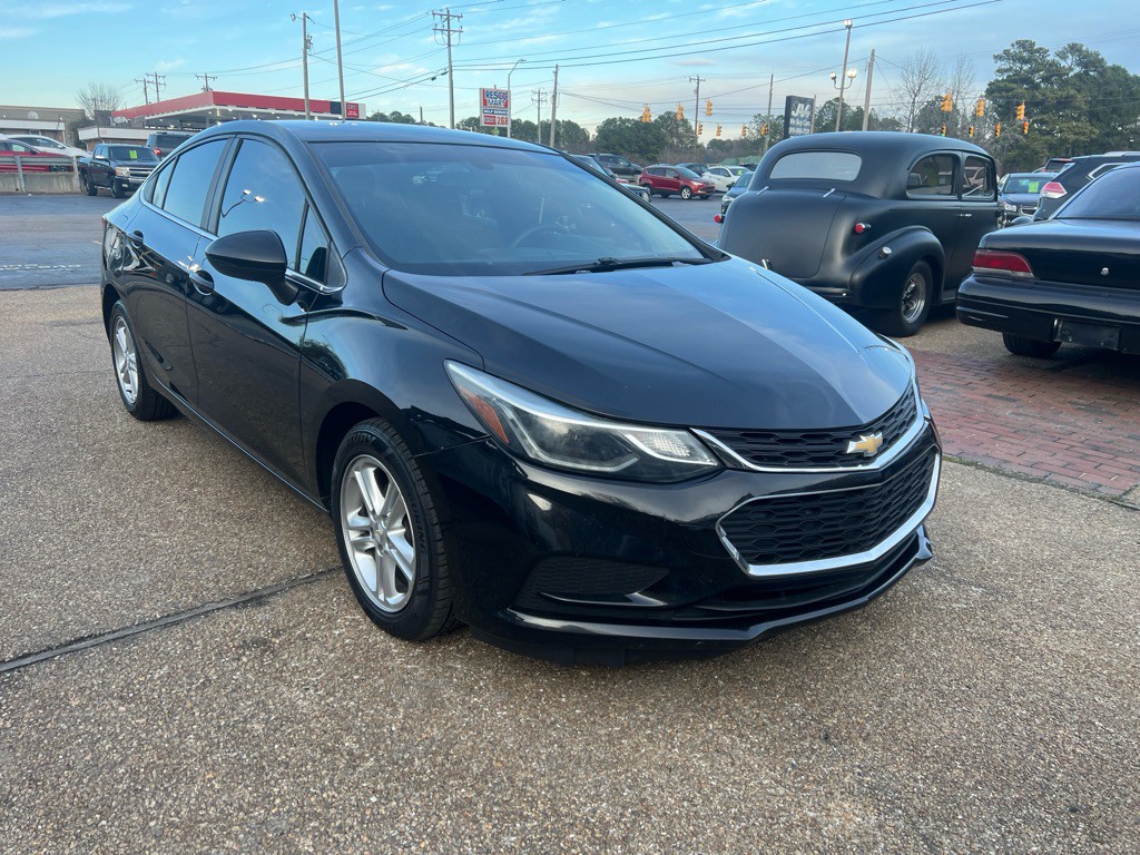 2017 Chevrolet Cruze Image 3