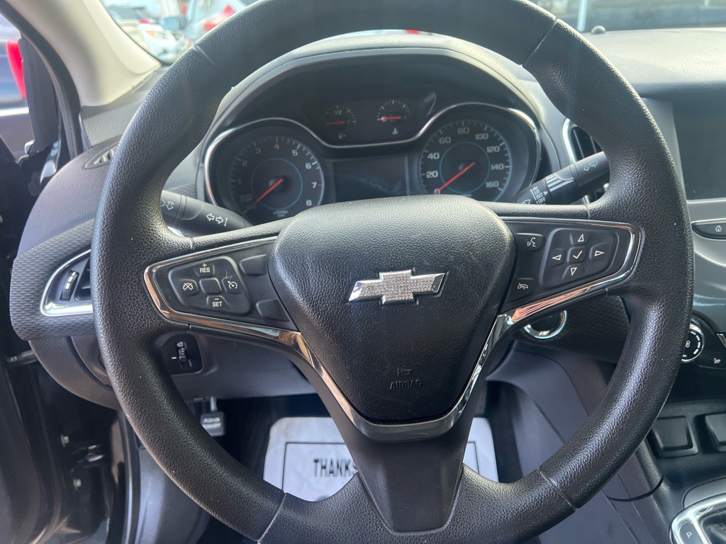 2017 Chevrolet Cruze Image 12
