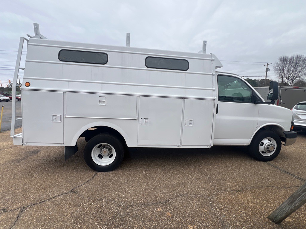 2005 Chevrolet Express Image 4