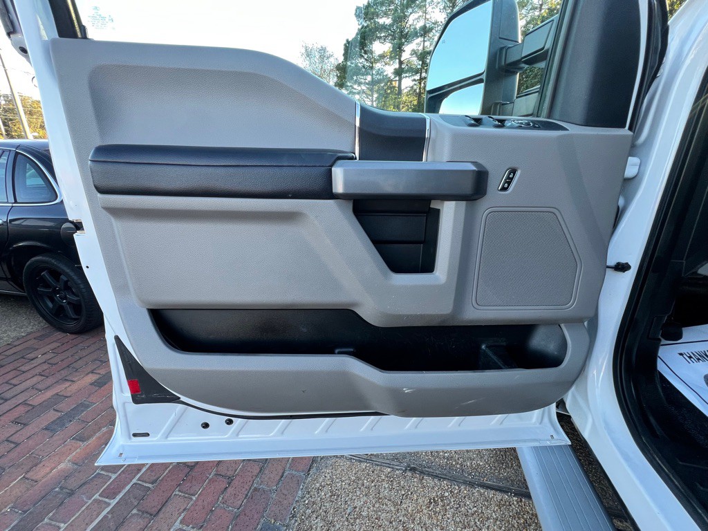 2018 Ford F-250 Image 9