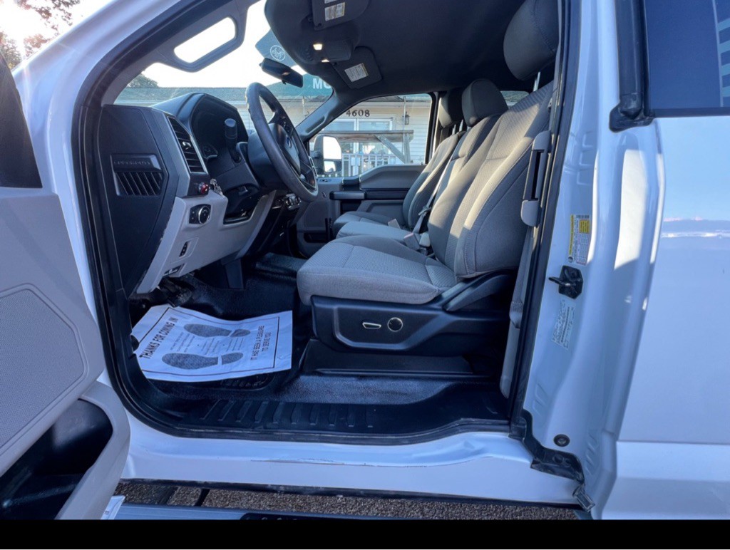 2018 Ford F-250 Image 35