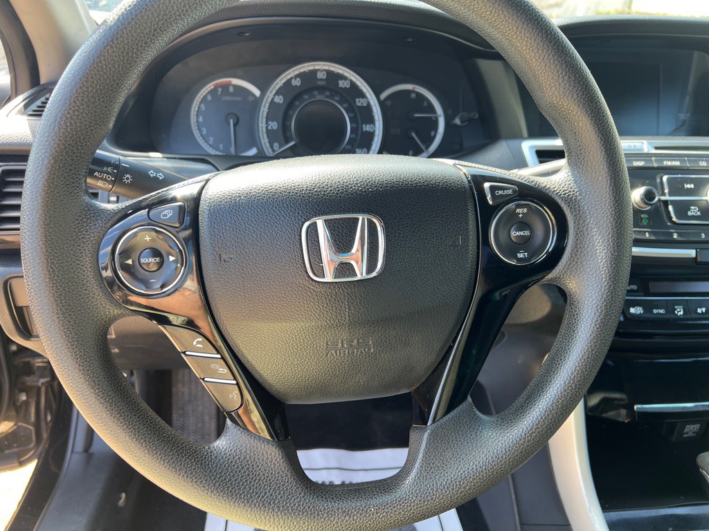 2016 Honda Accord Image 12