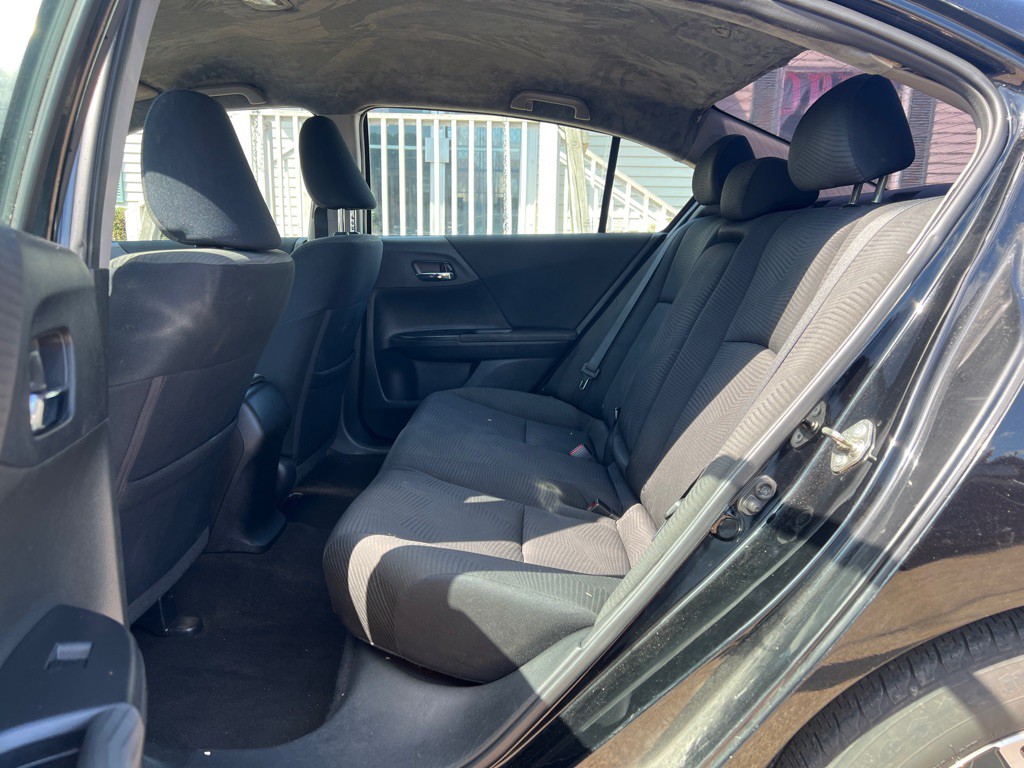 2016 Honda Accord Image 19