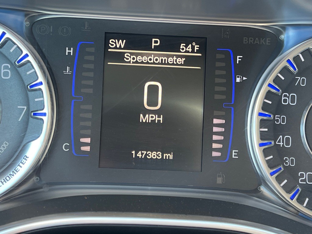 2015 Chrysler 200 Image 13