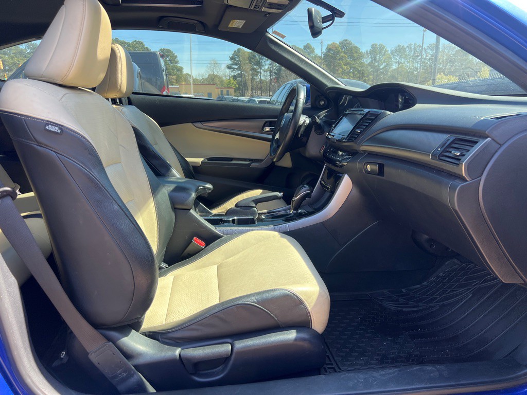 2016 Honda Accord Image 23