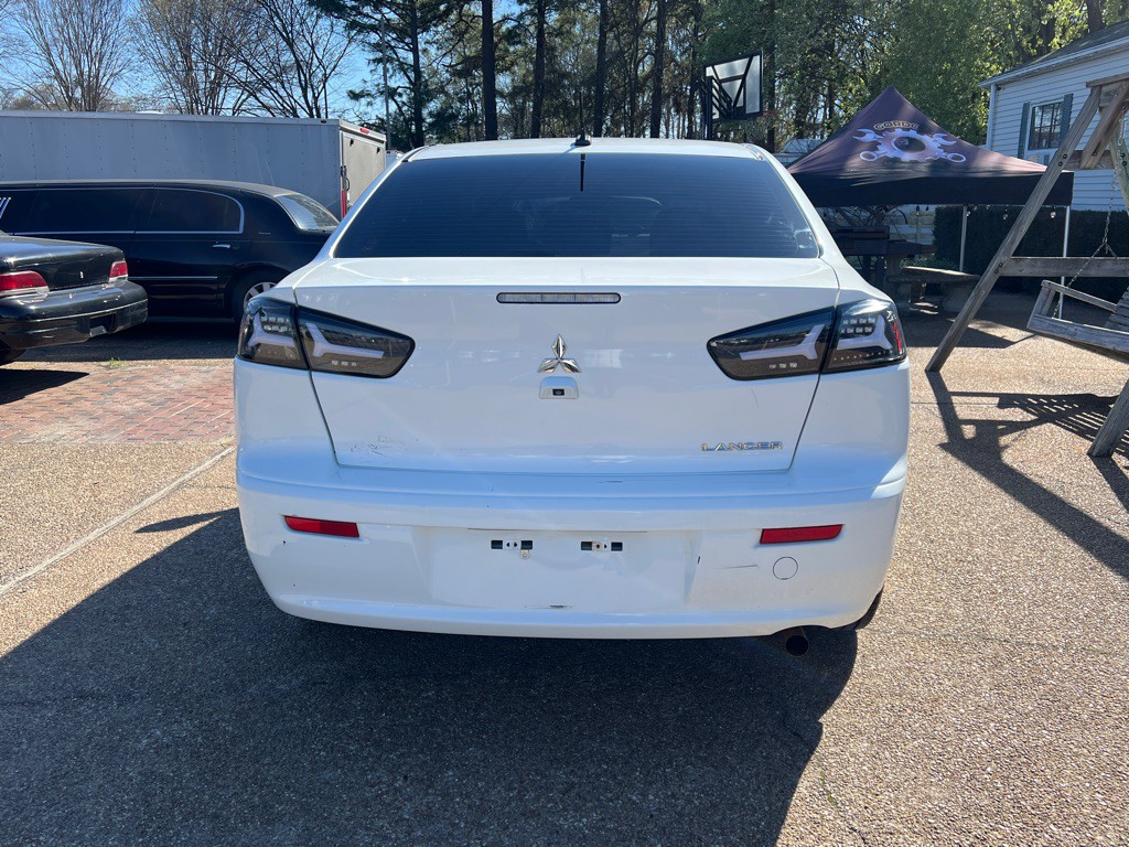 2015 Mitsubishi Lancer Image 6