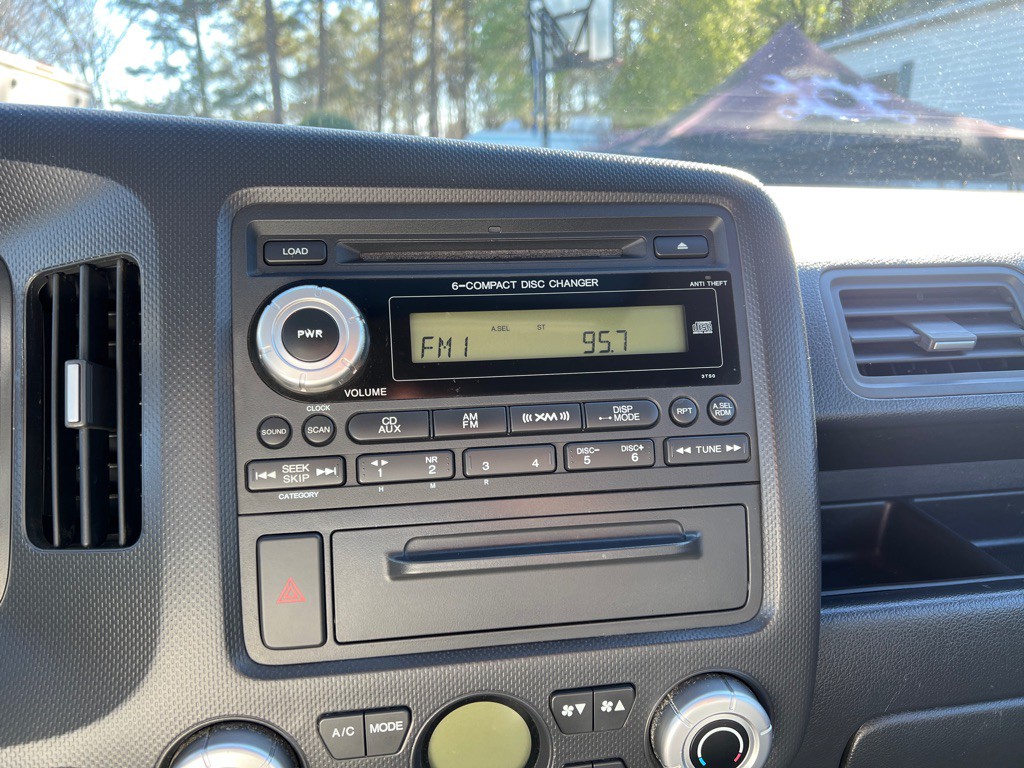 2006 Honda Ridgeline Image 17