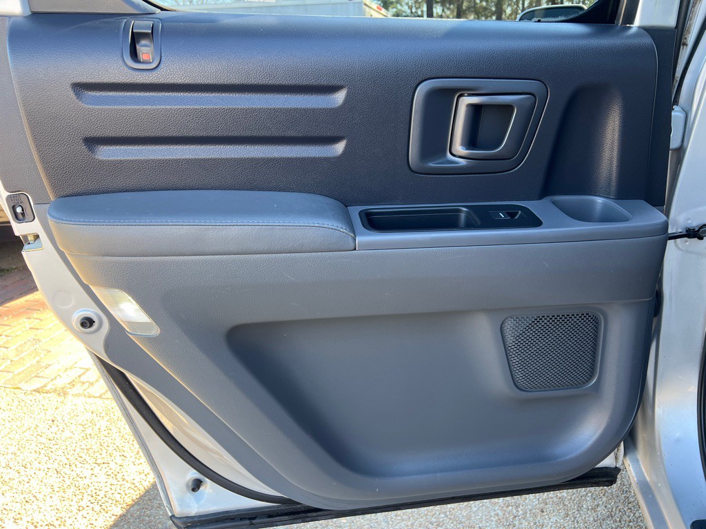 2006 Honda Ridgeline Image 22