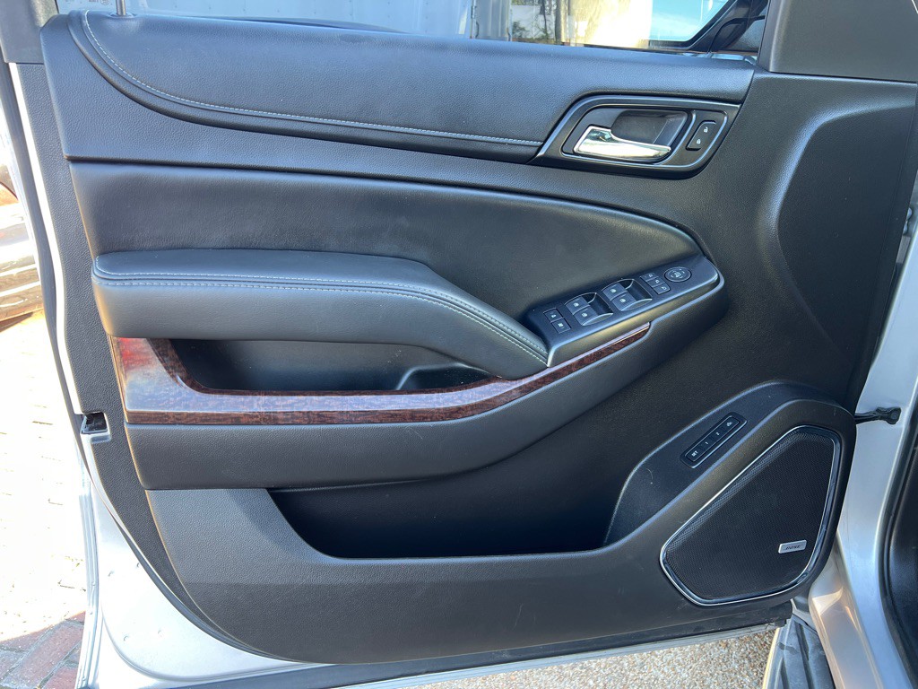 2015 GMC Yukon Image 9