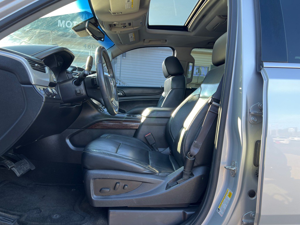 2015 GMC Yukon Image 10