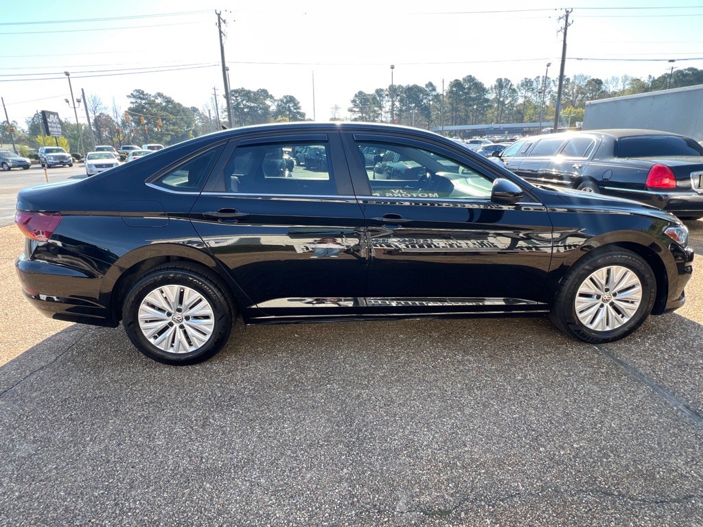 2019 Volkswagen Jetta Image 4