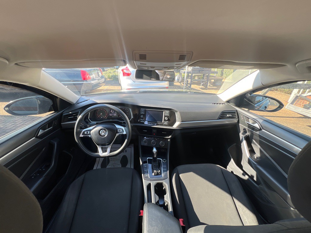 2019 Volkswagen Jetta Image 19