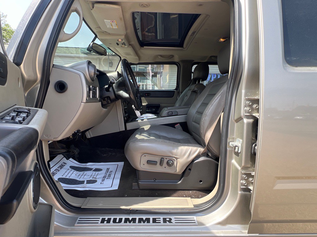 2003 HUMMER H2 Image 10