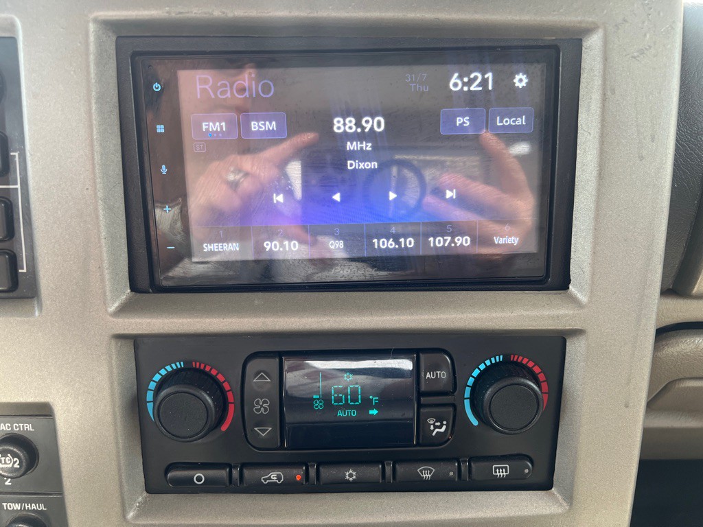 2003 HUMMER H2 Image 16