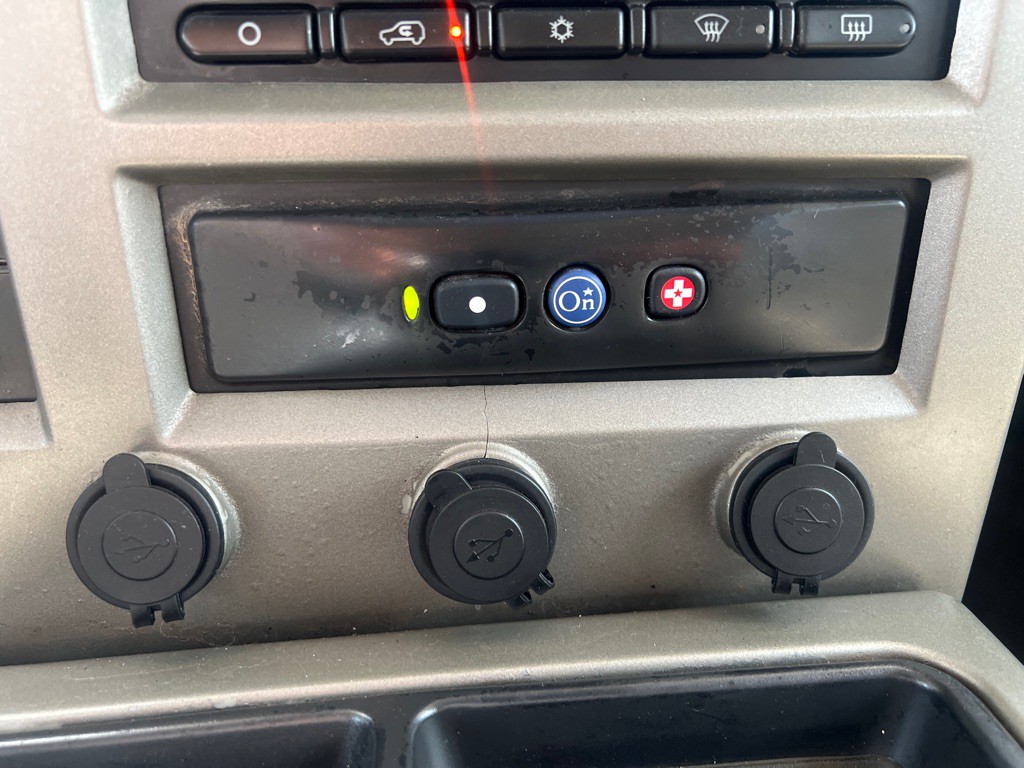 2003 HUMMER H2 Image 17