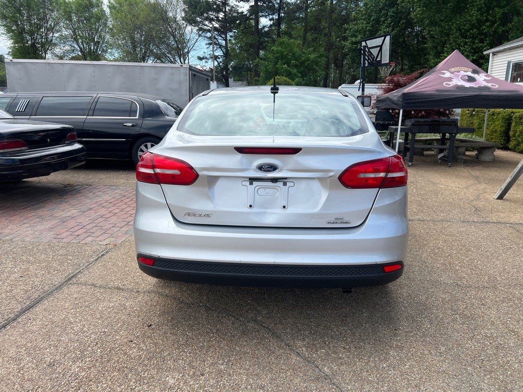 2015 Ford Focus Image 6