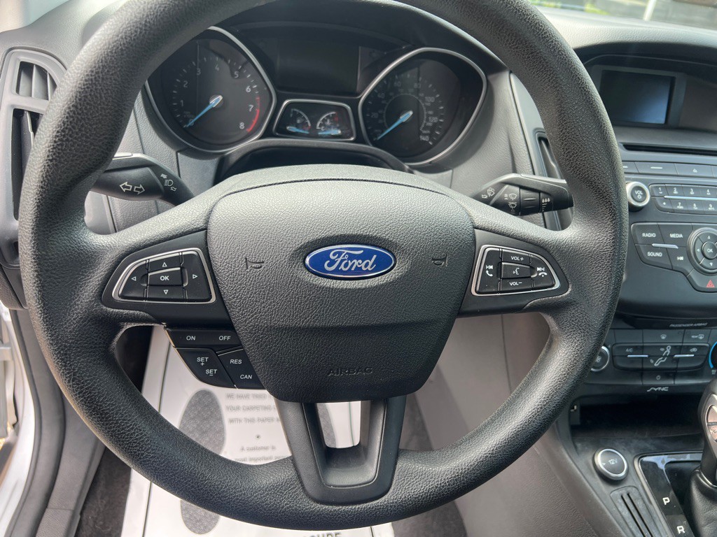 2015 Ford Focus Image 12