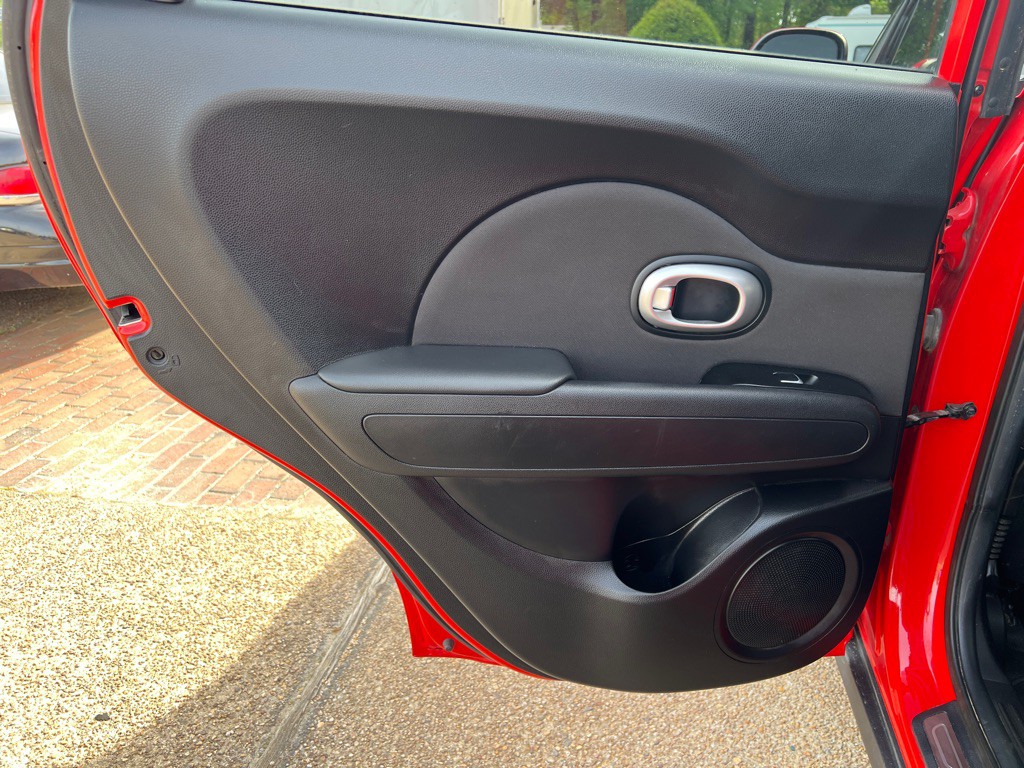 2019 Kia Soul Image 16
