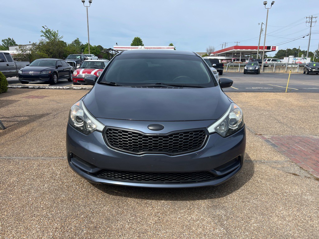 2016 Kia Forte Image 2
