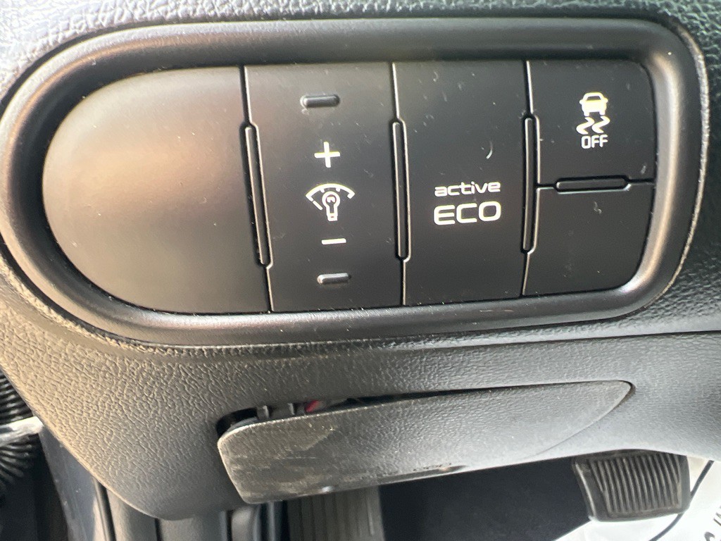 2016 Kia Forte Image 9