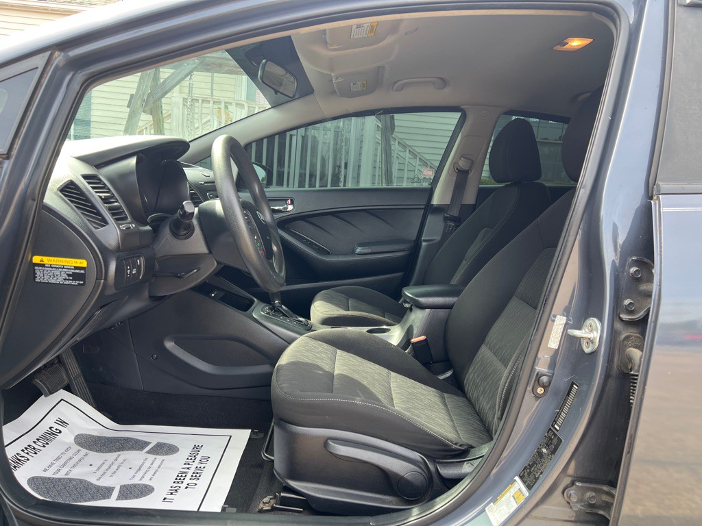 2016 Kia Forte Image 10