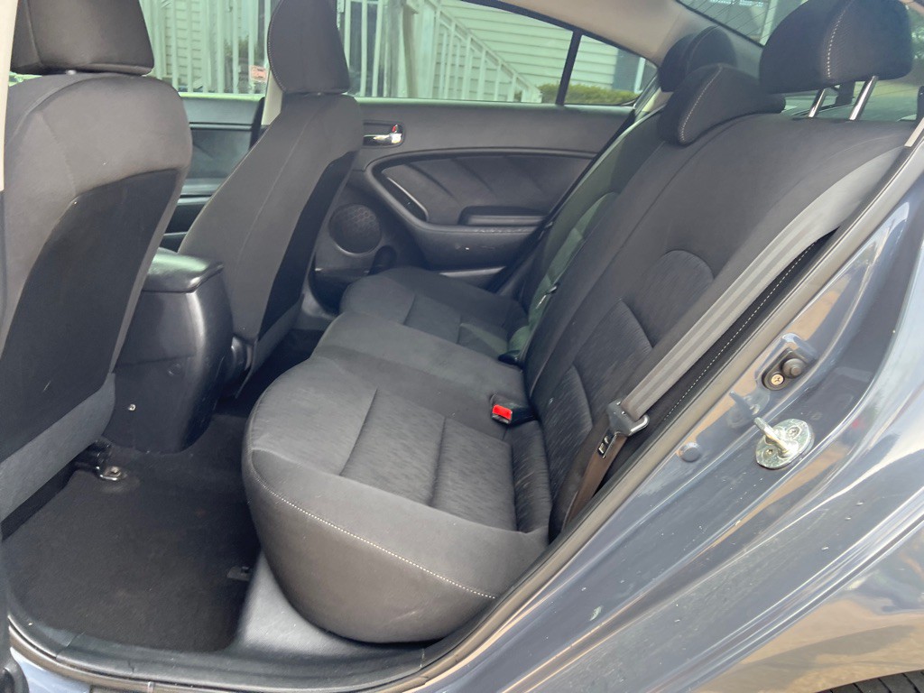 2016 Kia Forte Image 18