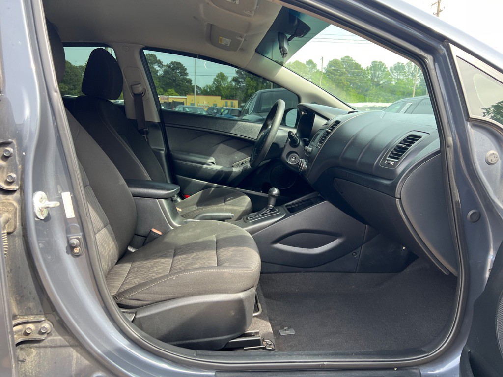 2016 Kia Forte Image 23