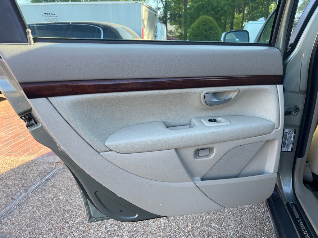 2006 Volvo S80 Image 16