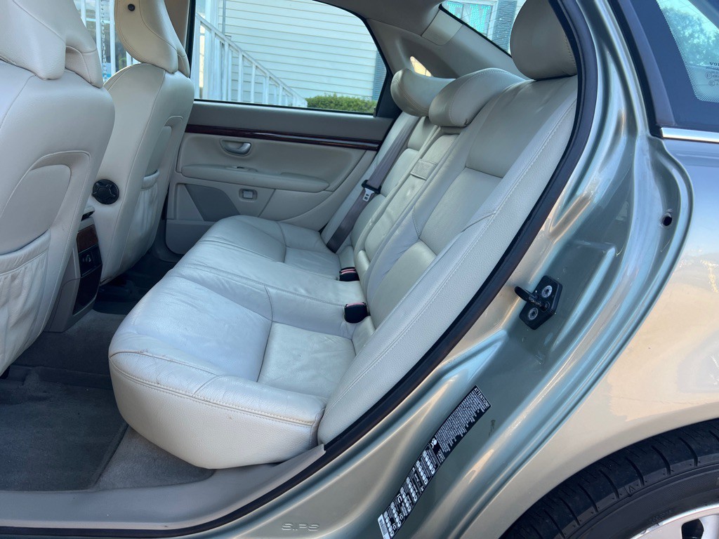 2006 Volvo S80 Image 17