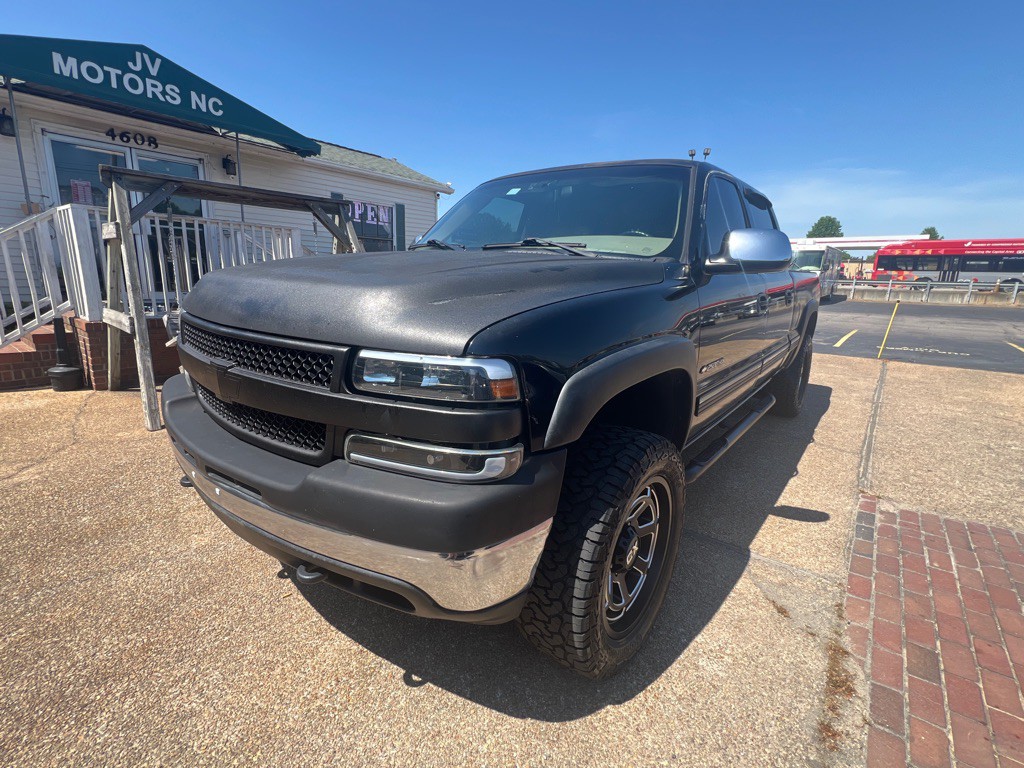 2002 Chevrolet Silverado 1500 Image 1