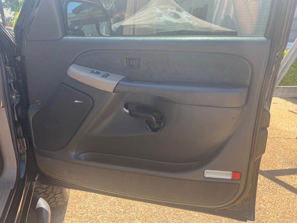 2002 Chevrolet Silverado 1500 Image 18