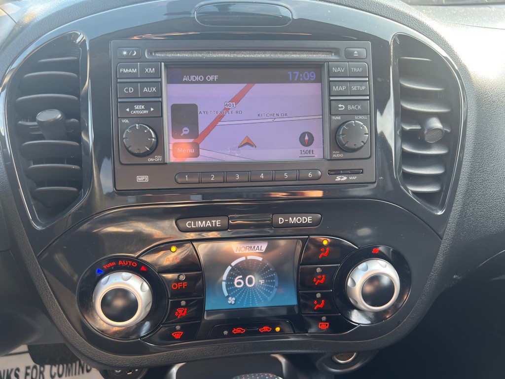 2013 Nissan Juke Image 15