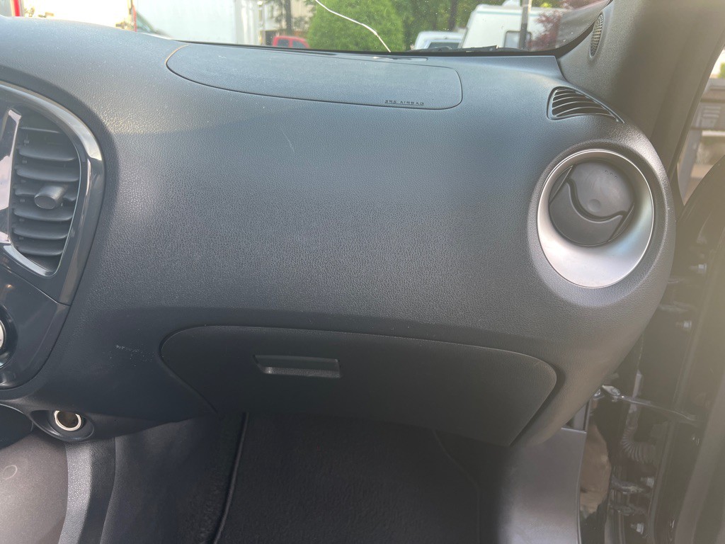 2013 Nissan Juke Image 23