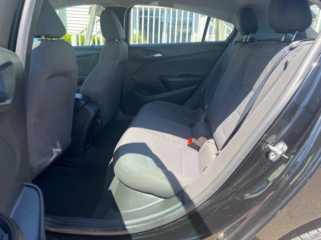 2019 Chevrolet Cruze Image 16