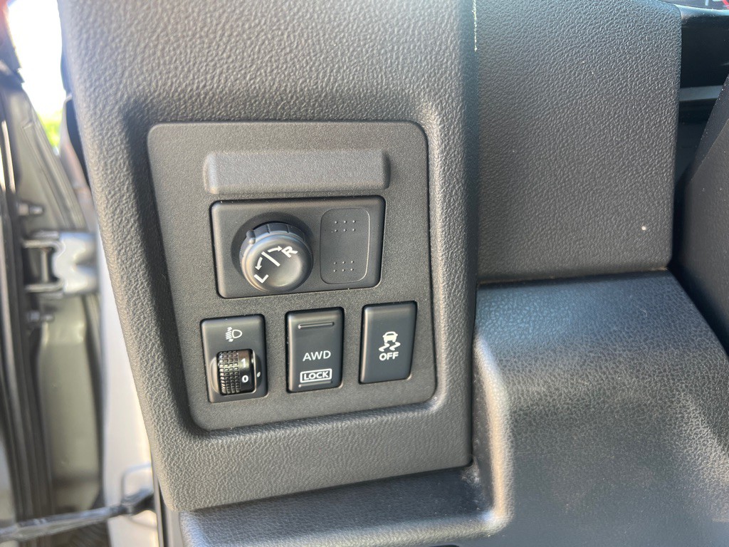 2012 Nissan Rogue Image 10
