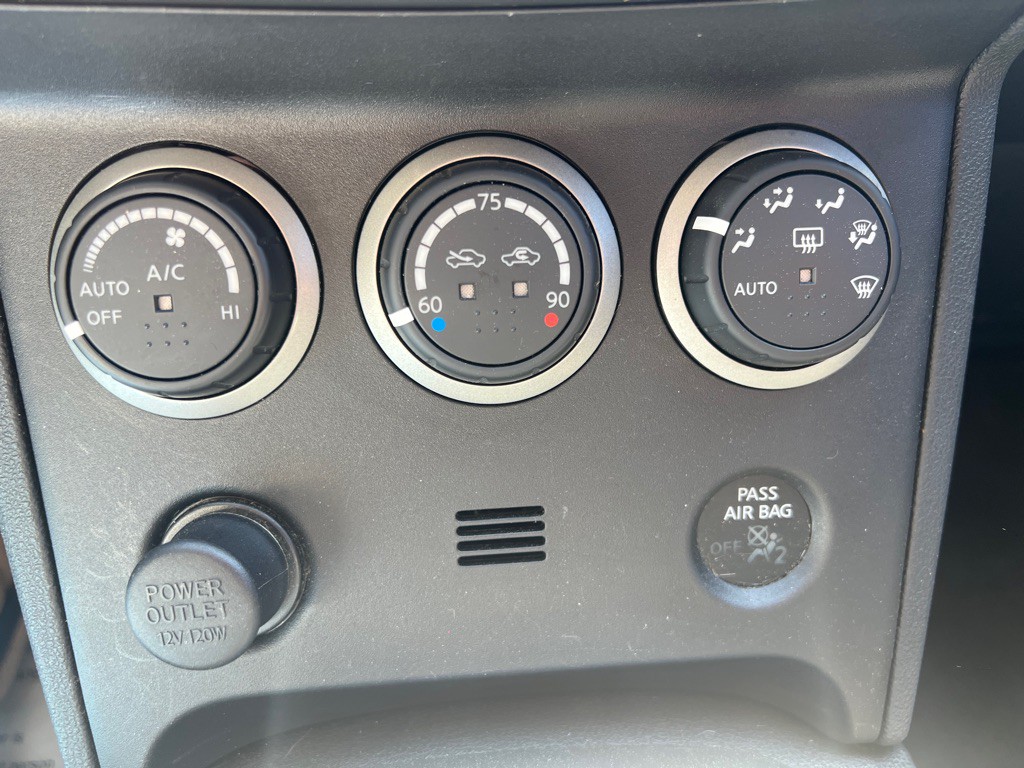 2012 Nissan Rogue Image 15