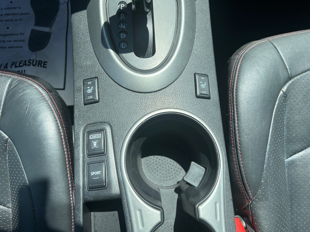 2012 Nissan Rogue Image 16