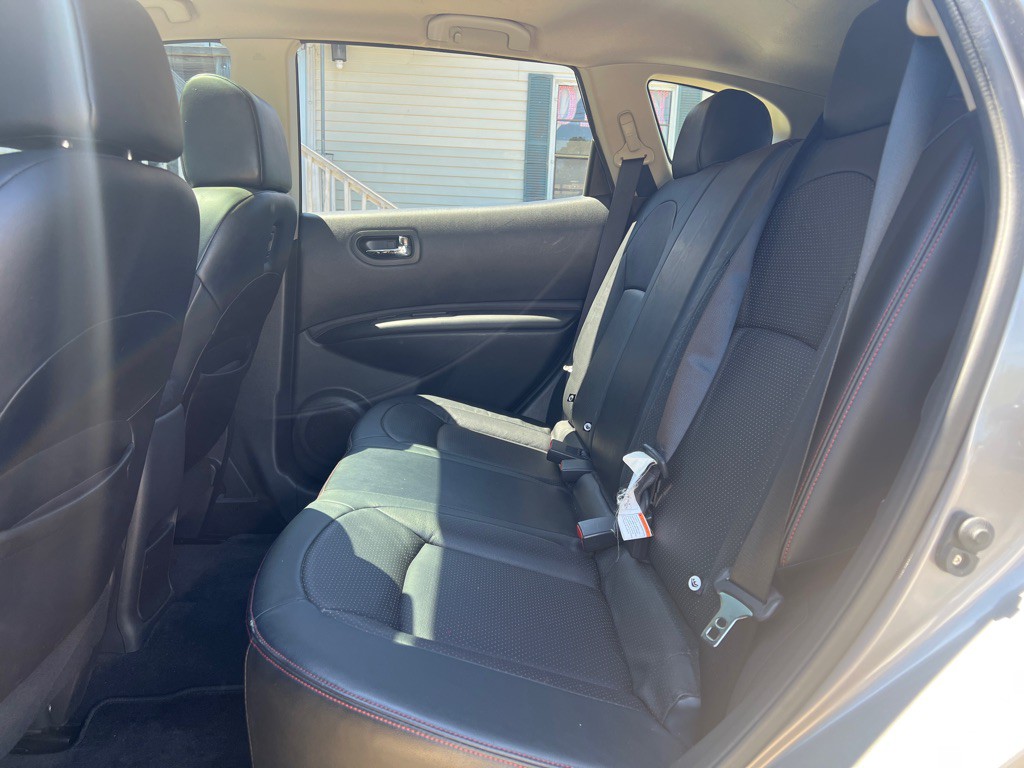 2012 Nissan Rogue Image 18