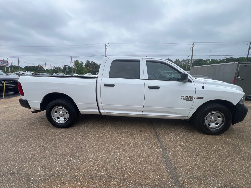 2019 RAM 1500 Image 4
