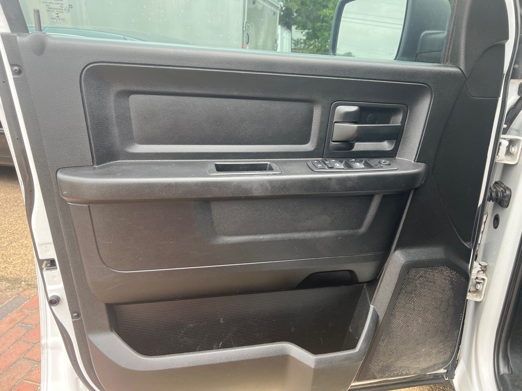 2019 RAM 1500 Image 9