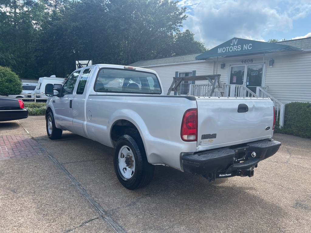 2007 Ford F-350 Image 7