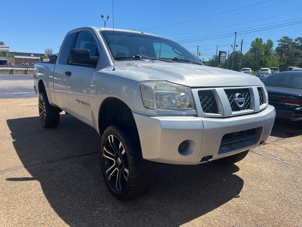 2006 Nissan Titan Image 3