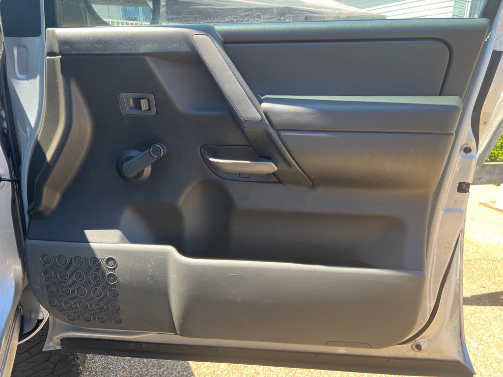 2006 Nissan Titan Image 20
