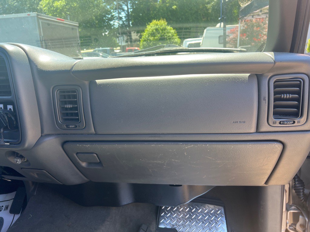 2005 GMC Sierra Image 20