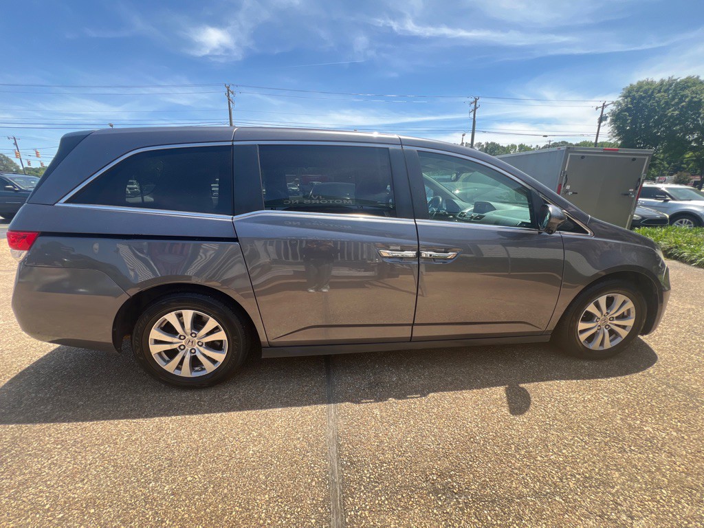2015 Honda Odyssey Image 4
