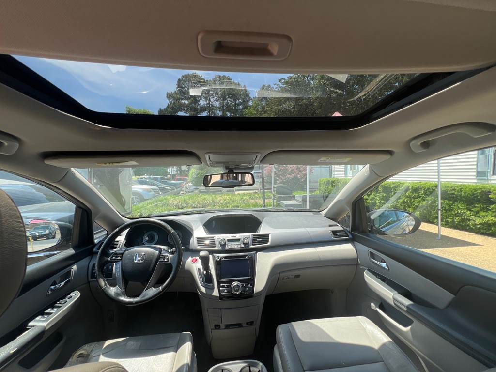 2015 Honda Odyssey Image 20