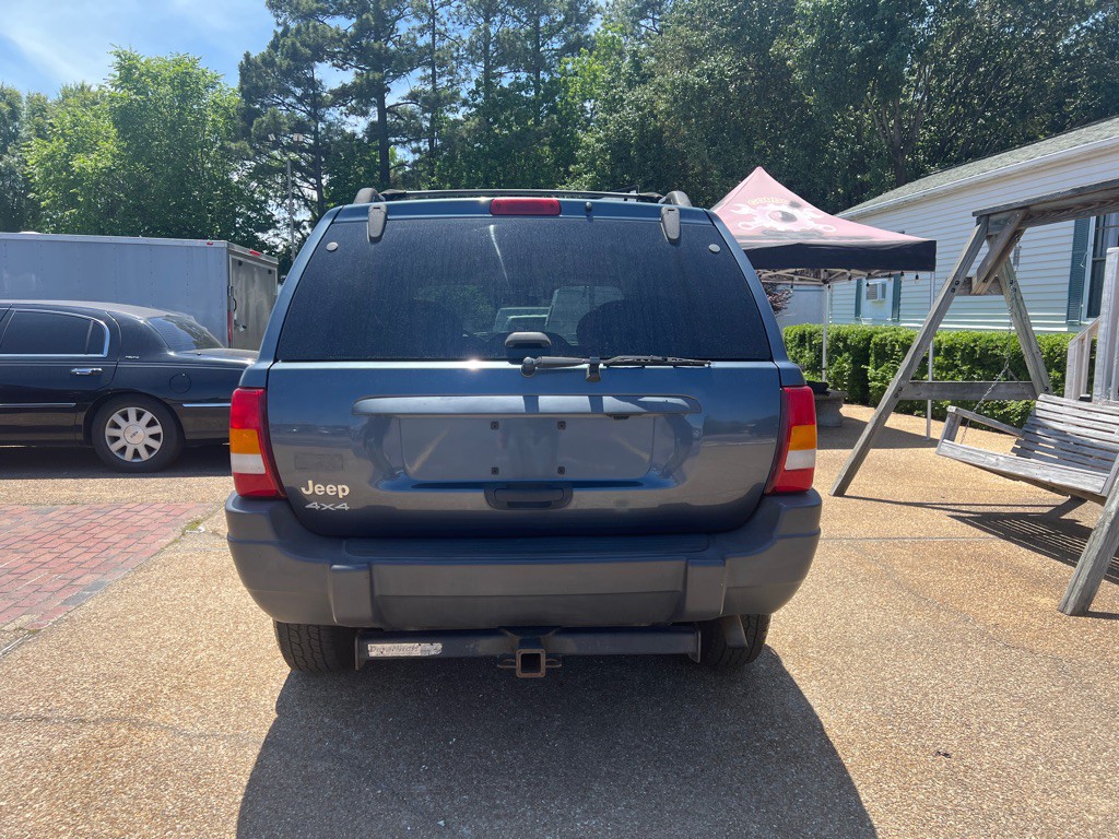 2004 Jeep Grand Cherokee Image 8
